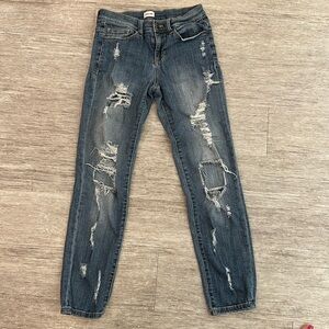 Sneak peak boyfriend jeans from Runway Seven! Size 1/25